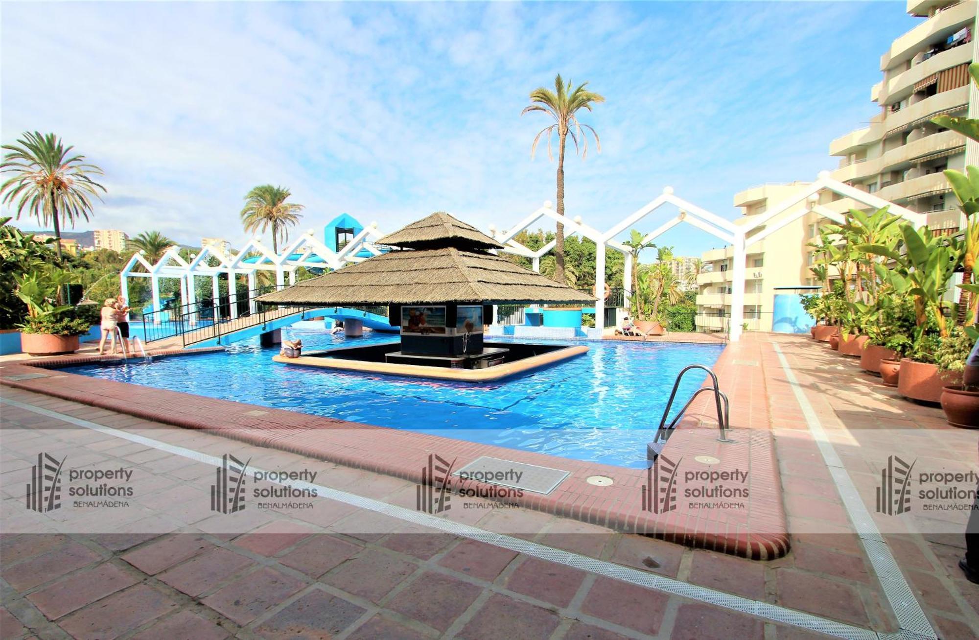 Benalbeach 1010 - Vista Al Mar - Piscina Todo El Ano - Primera Linea De Playa Benalmádena Eksteriør bilde