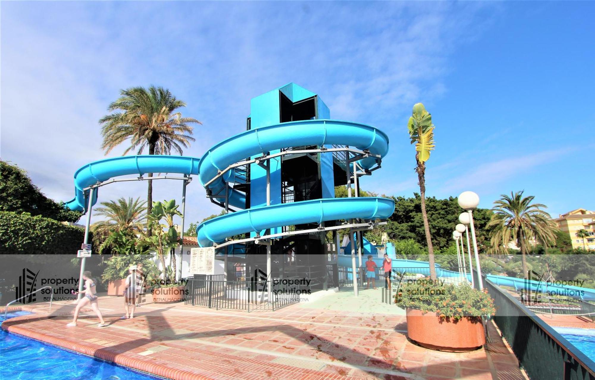 Benalbeach 1010 - Vista Al Mar - Piscina Todo El Ano - Primera Linea De Playa Benalmádena Eksteriør bilde
